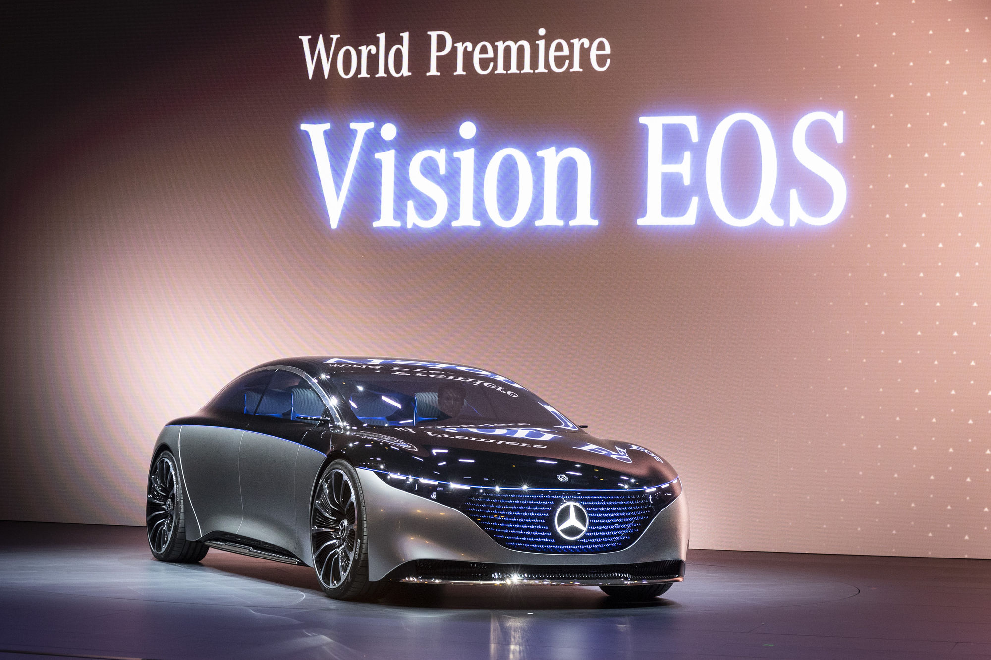 Mercedes Benz Vision EQS